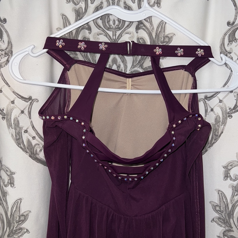 Dance costume - Picture 3 of 3